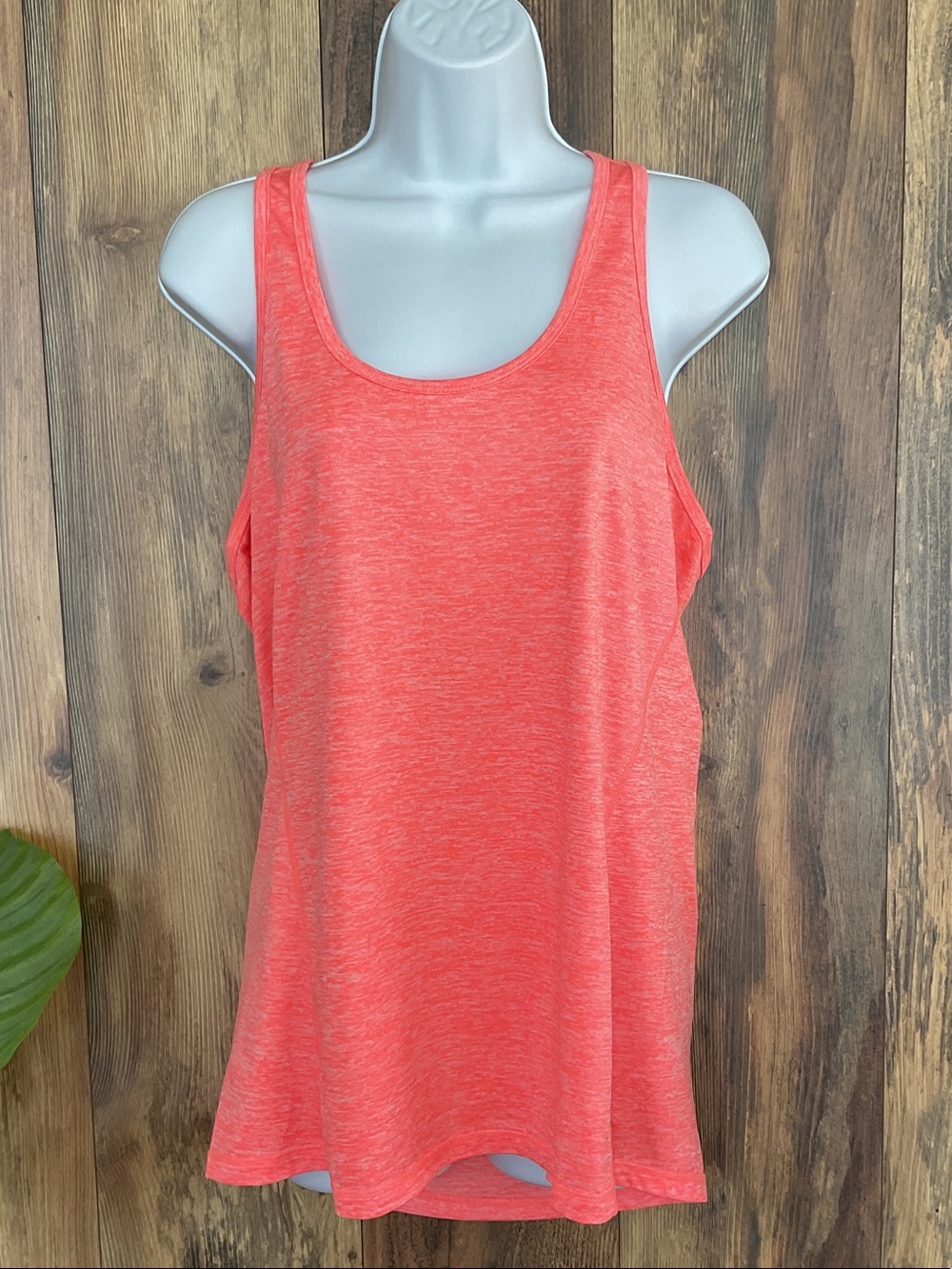 IcyZone Coral Scoop Neck Racerback Tank Top XL     820K